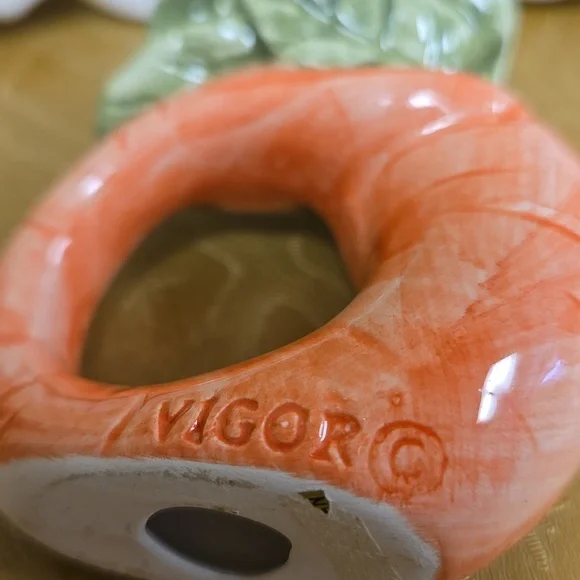 Colorful Ceramic Napkin Rings Set - Picture 7 of 11